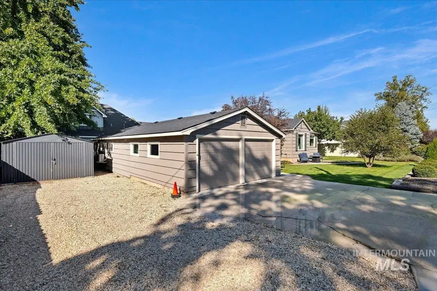1303 N Ethridge Ln, Boise, ID 83704 - #3