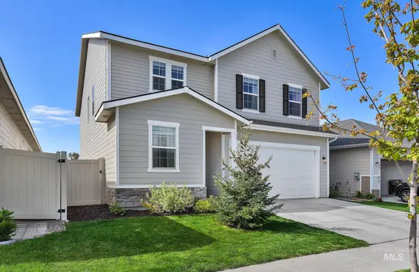 717 W Lyra St, Meridian, ID 83642