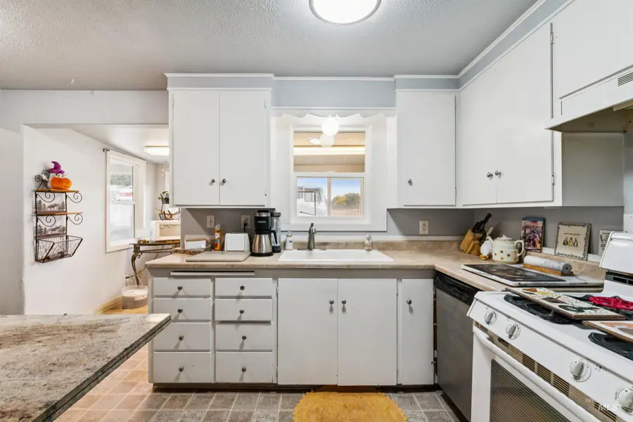4240 S Five Mile Rd, Boise, ID 83709 - #3