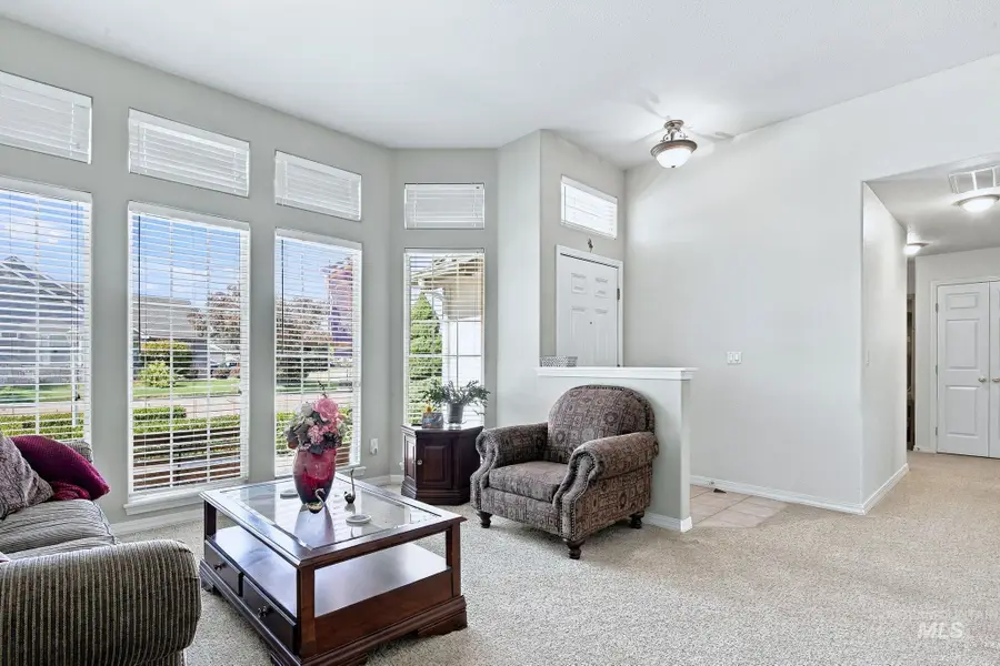 3026 N Lochsa Ave, Meridian, ID 83646 - #3