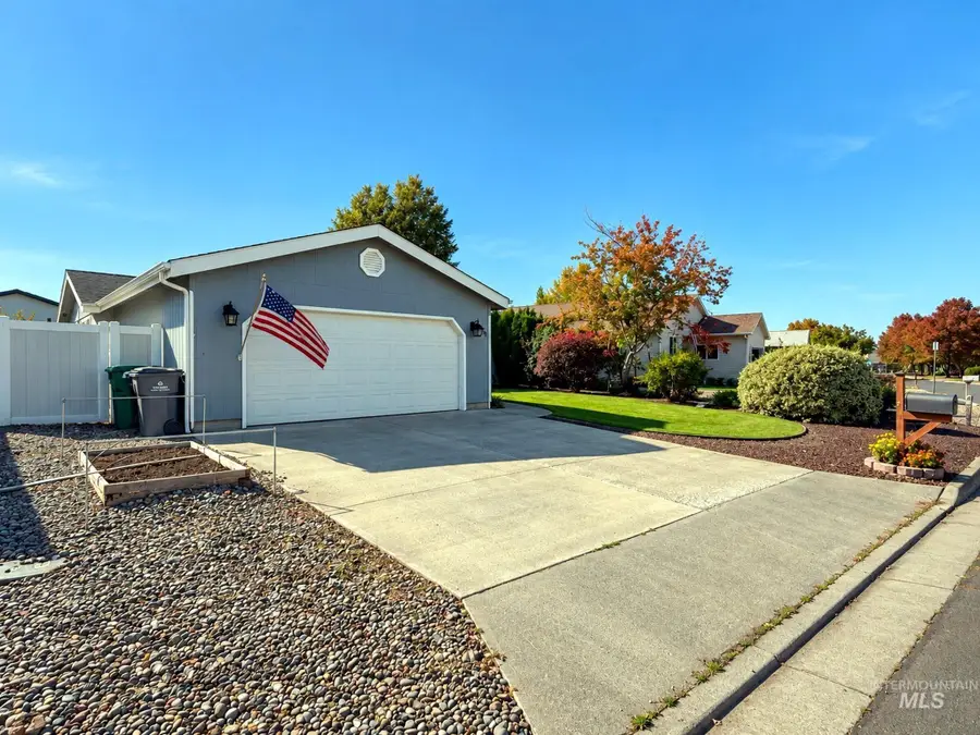 830 Tamarack Dr., Lewiston, ID 83501 - #3