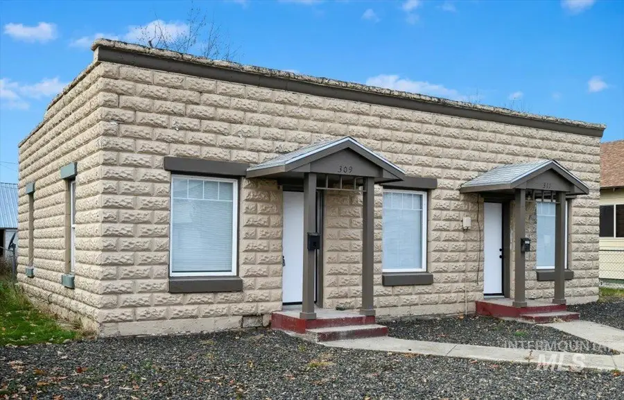 309-311 N Commercial Ave, Emmett, ID 83617 - #3