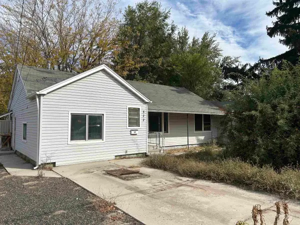 522 W Broadway Ave, Meridian, ID 83642