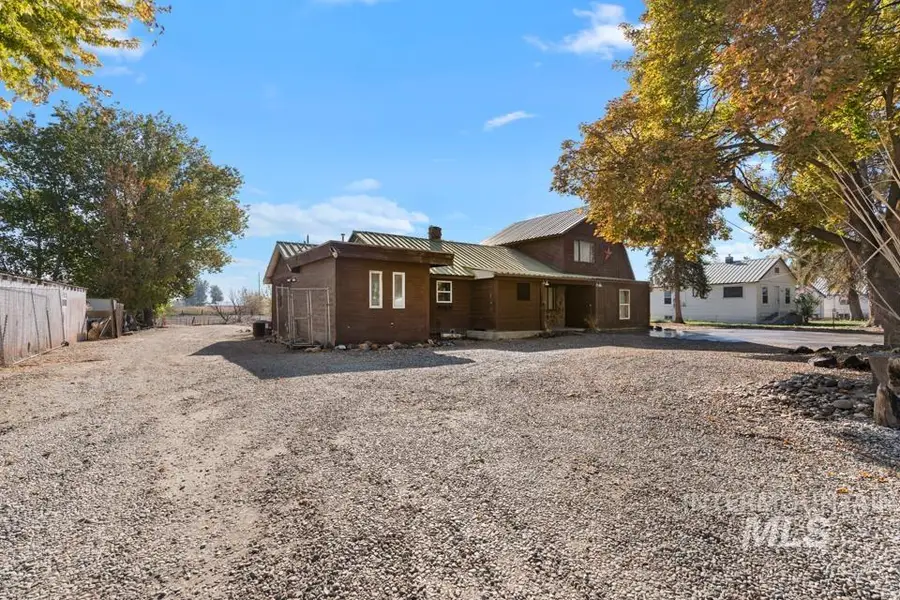 143 S East Blvd, New Plymouth, ID 83655 - #3