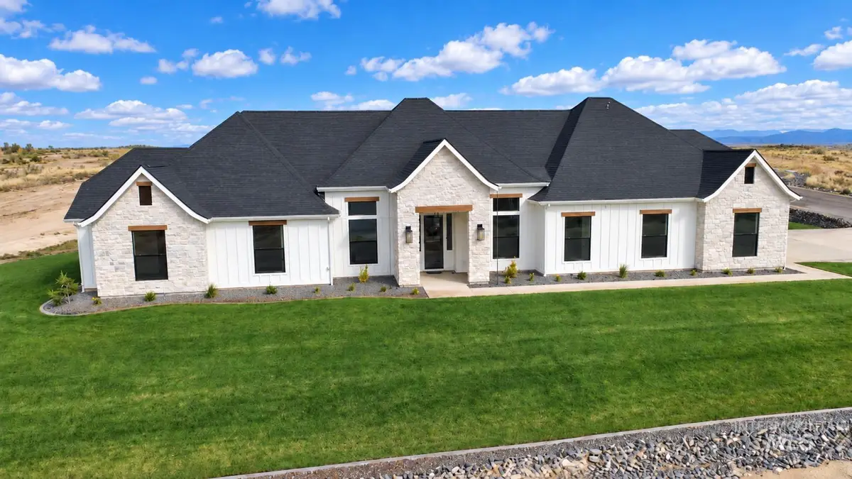 17244 Triple Crown Pl, Caldwell, ID 83607 - #1