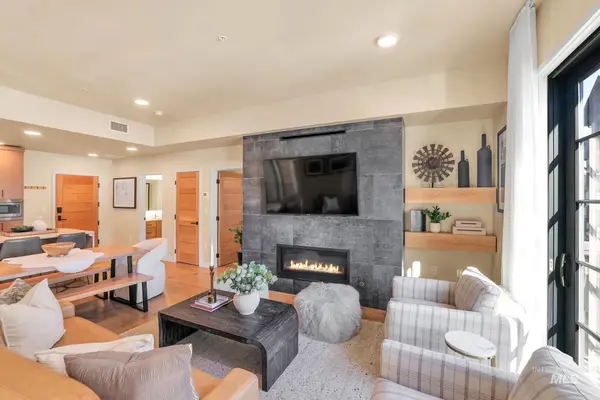 780 Village Dr. #312, Donnelly, ID 83615