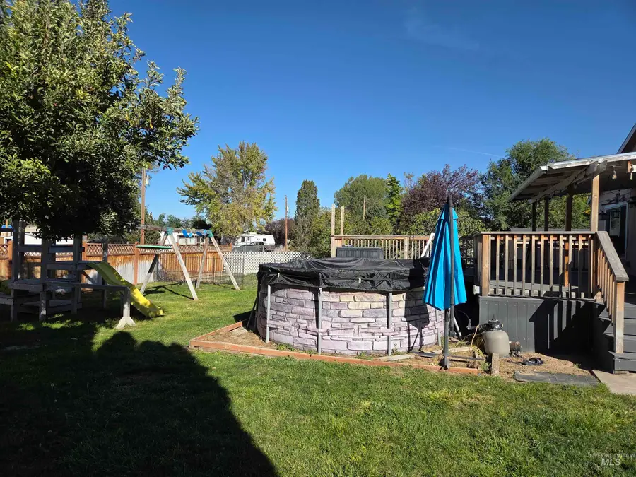 4412 Diane St, Nampa, ID 83686 - #3
