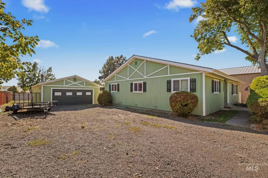 1344 Hemlock Ave, Lewiston, ID 83501 - #2