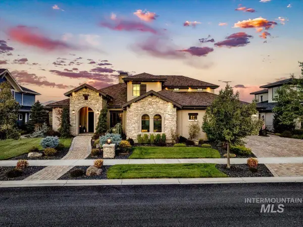 1796 S Isla Del Rio Way, Eagle, ID 83616