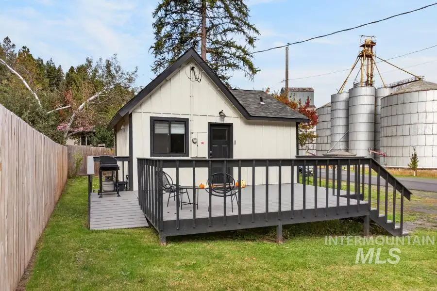 807 S Front Street, Troy, ID 83871 - #2