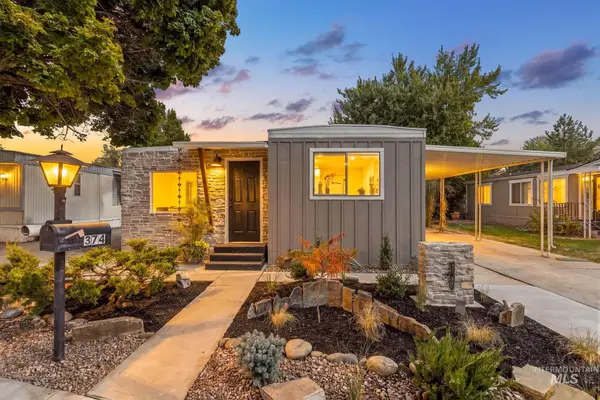 374 Bonanza St, Boise, ID 83713