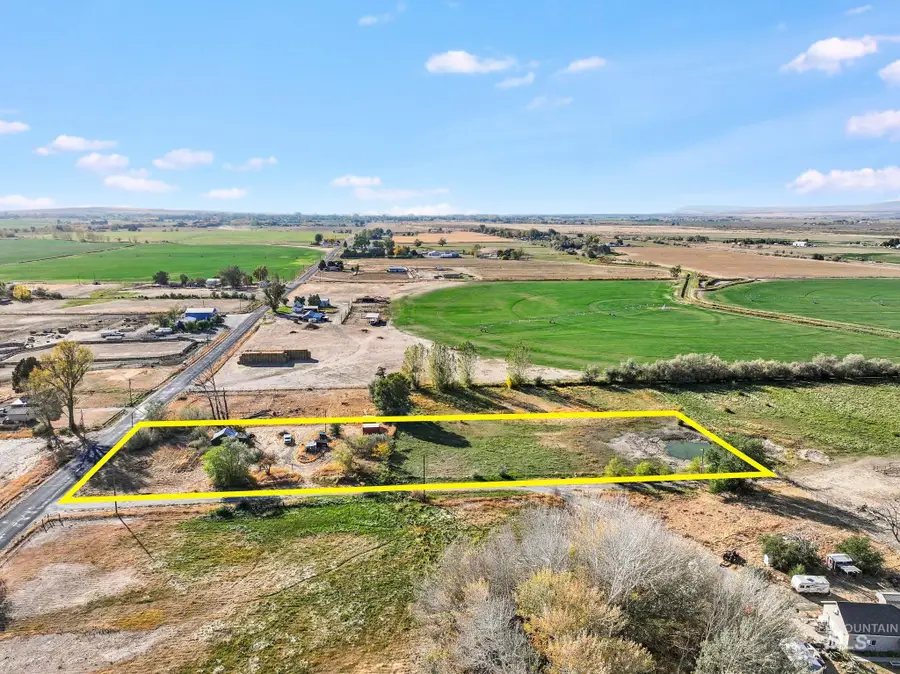 2228 E 1775 S, Gooding, ID 83330 - #2