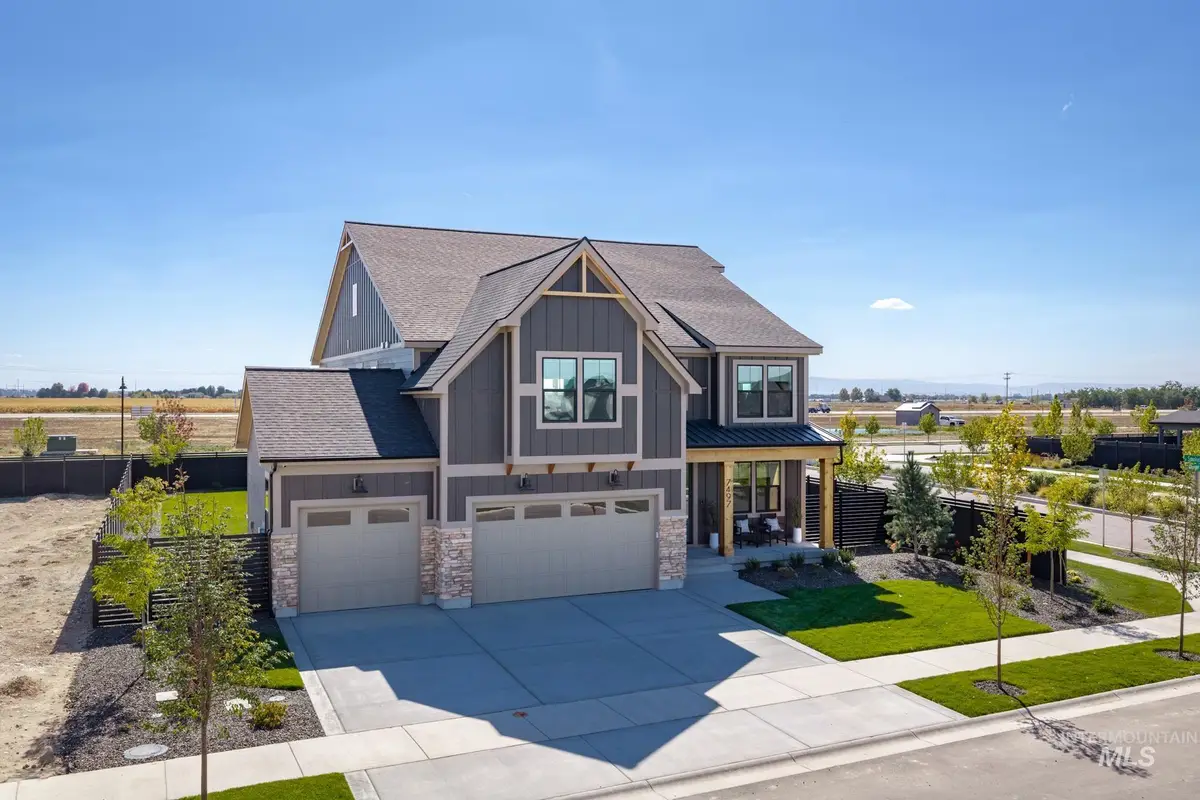 7497 W Whisper Ridge Dr, Meridian, ID 83646 - #1