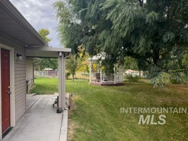 431 W Edwards Ave, Nampa, ID 83686 - #3