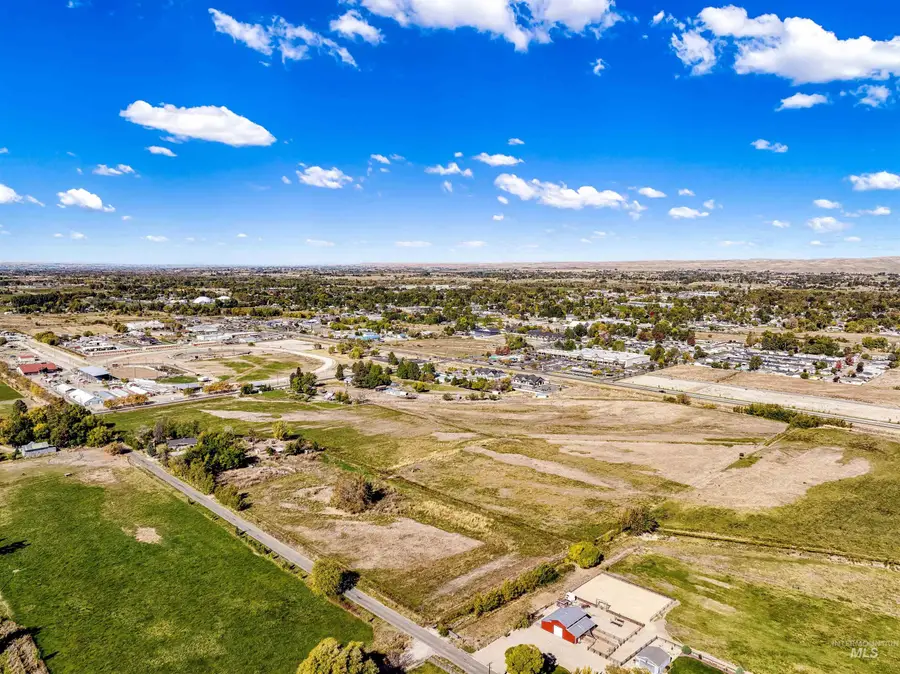 630 Cherry Ln, Emmett, ID 83617 - #3