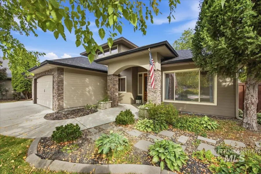 1148 E Redwall Ct, Meridian, ID 83646 - #2