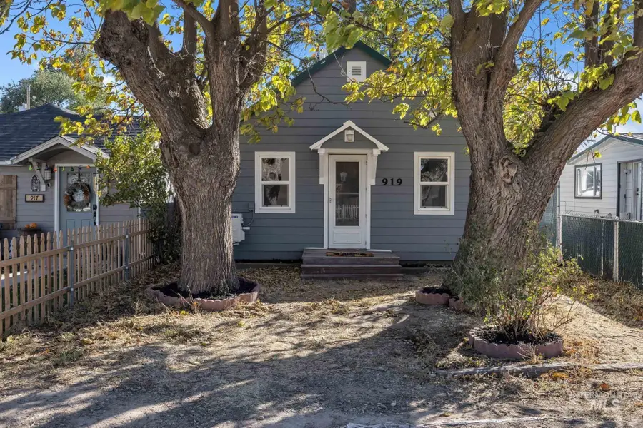 919 Franklin St, Marsing, ID 83639 - #2
