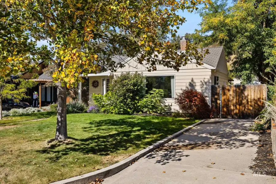 406 W Ada St, Boise, ID 83702 - #2