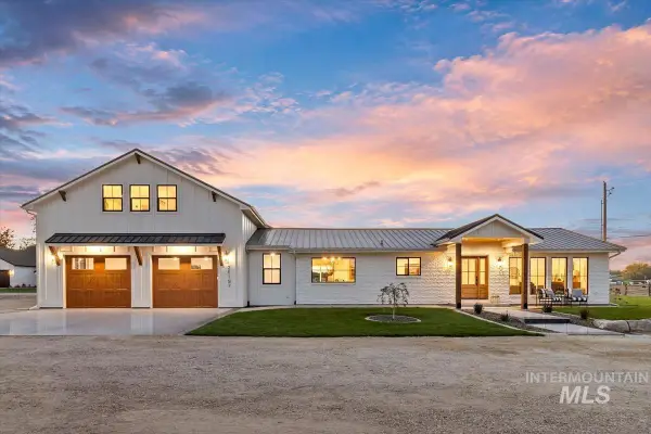 26197 Reed Ln, Wilder, ID 83676