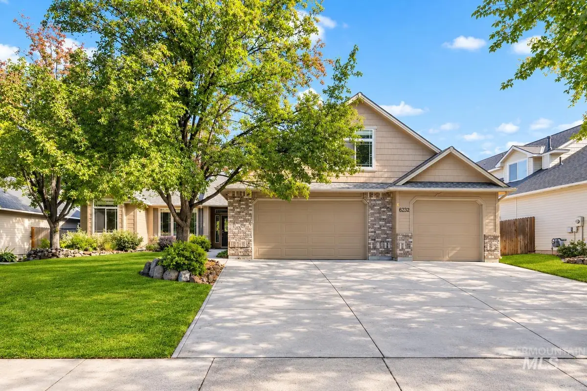 6232 S Shagbark Ave, Boise, ID 83716 - #1