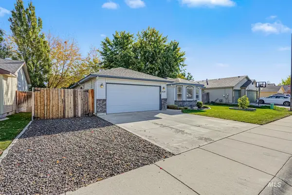 1618 N Kolnes Ave, Kuna, ID 83634