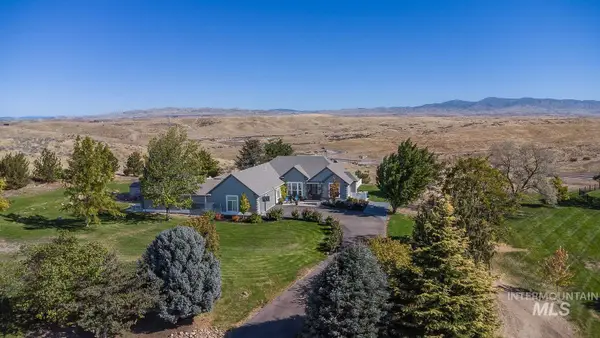 6312 N Hill Point Way, Star, ID 83669