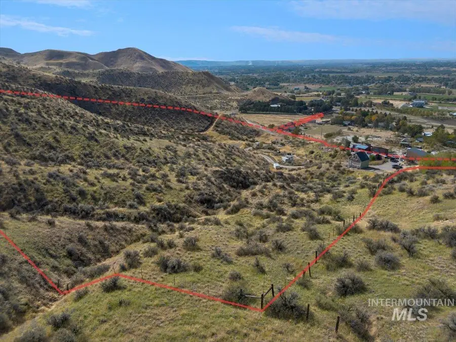 4561 Frozen Dog Rd, Emmett, ID 83617 - #3