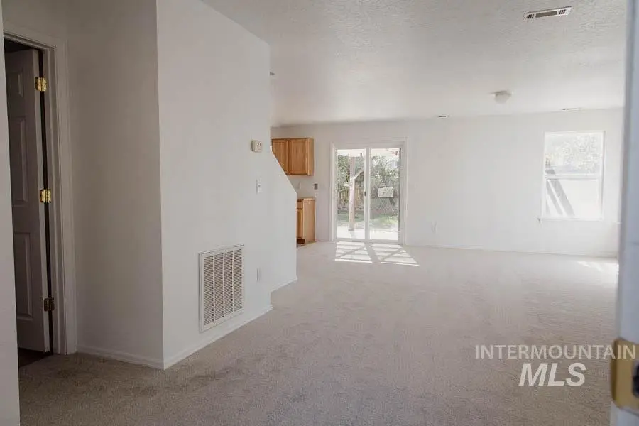 9707 Portola Dr, Boise, ID 83709 - #3