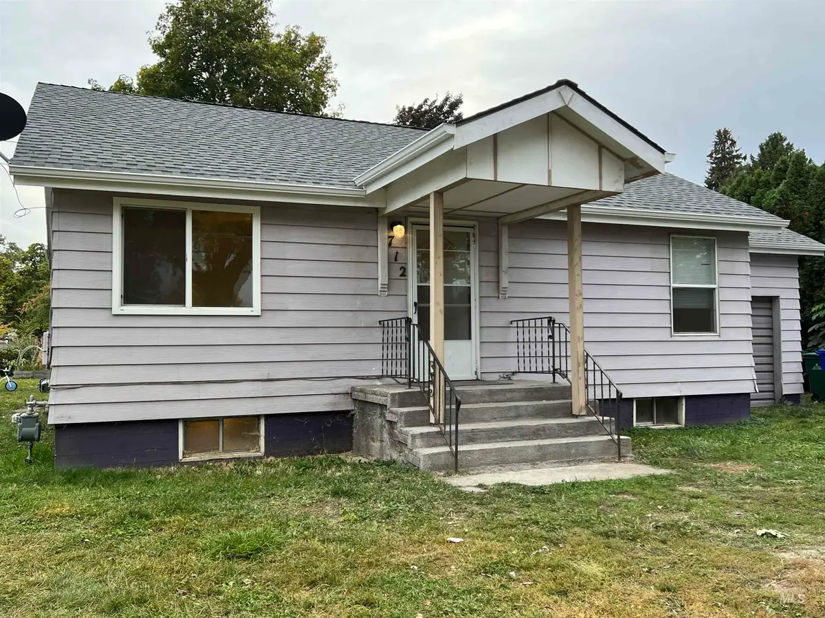 712 Park Ave, Lewiston, ID 83501 - #1