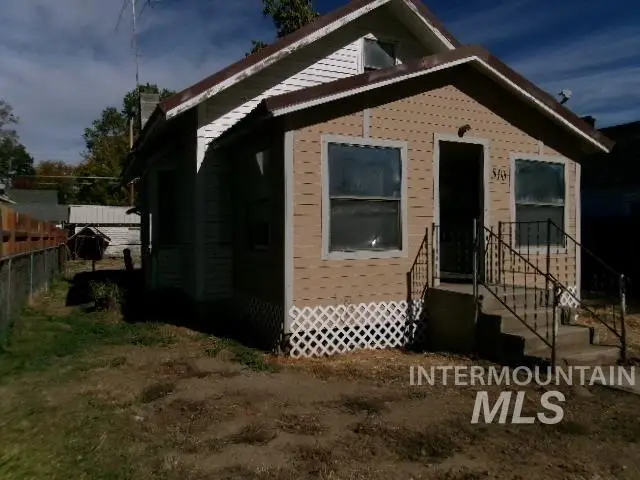 510 E 3rd St, Emmett, ID 83617 - #2