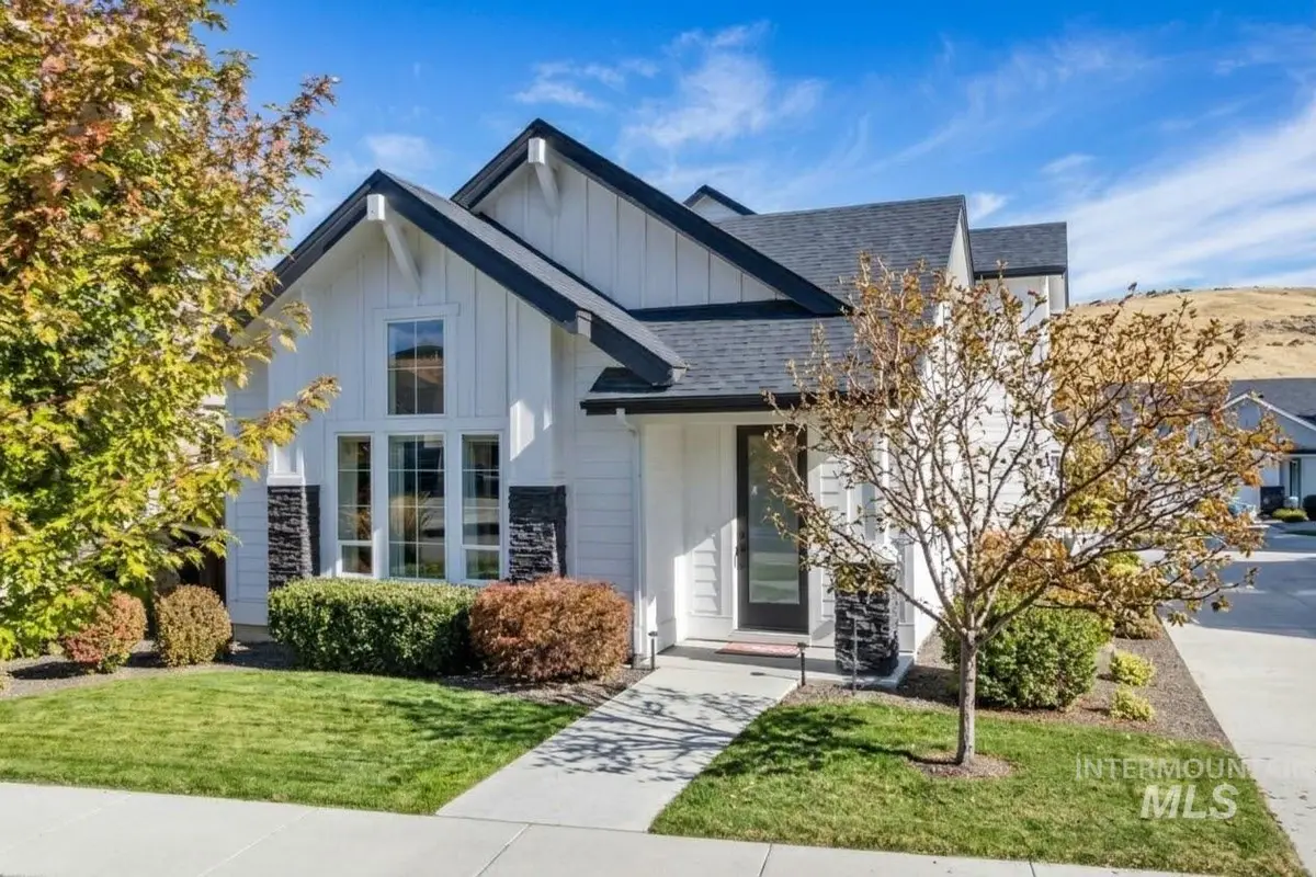 3166 W Antelope View Dr, Boise, ID 83714 - #1