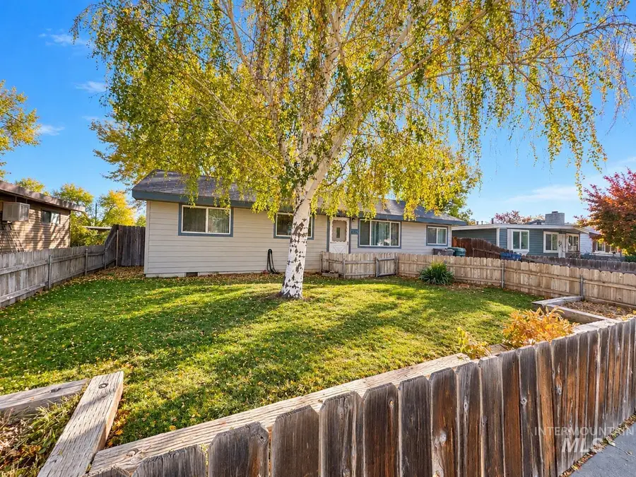 835 S 13th E, Mountain Home, ID 83647 - #3