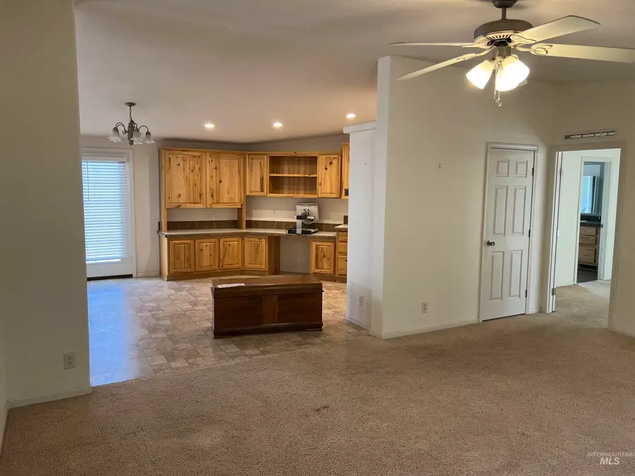 910 Moon Glo #30, Buhl, ID 83316 - #3