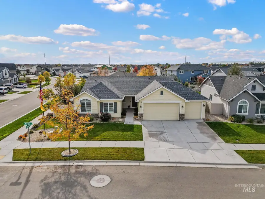 5813 W Avilla Dr, Meridian, ID 83646 - #3