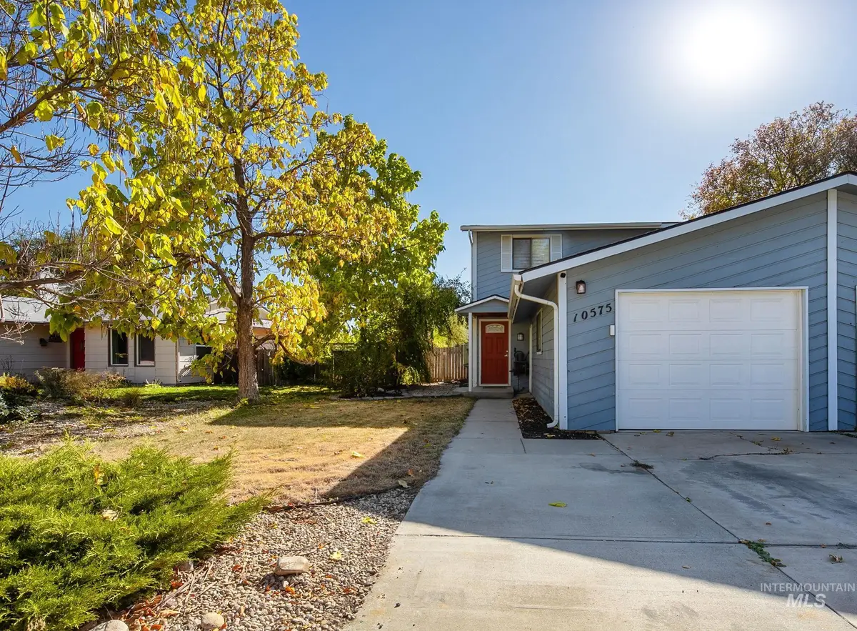 10575 W Blackhawk Ct, Boise, ID 83709 - #1