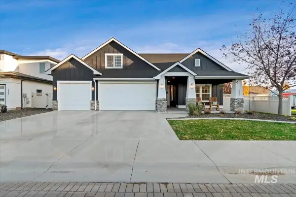 3840 W Riva Capri St., Meridian, ID 83646
