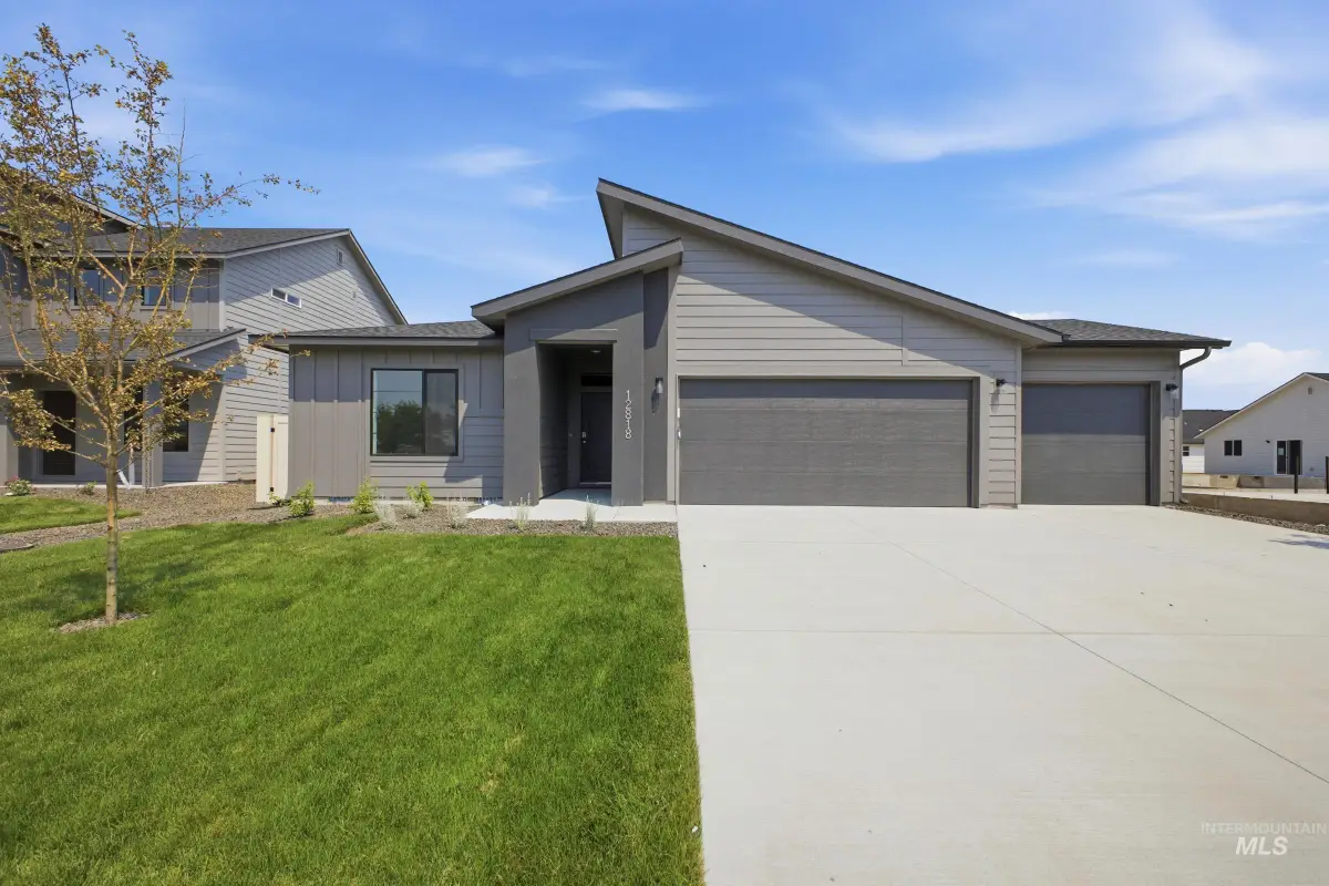 18392 N Calla Lily Ave, Nampa, ID 83687 - #1