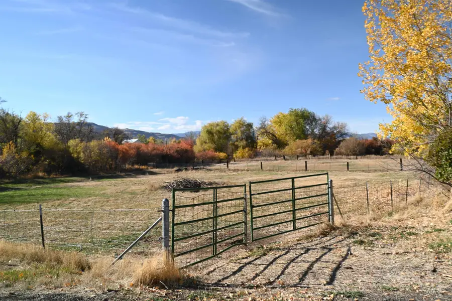 335 N Superior St, Cambridge, ID 83610 - #3