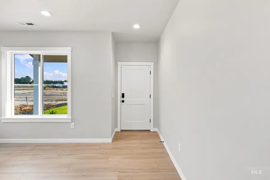 3737 W Mobeetie St, Meridian, ID 83642 - #2