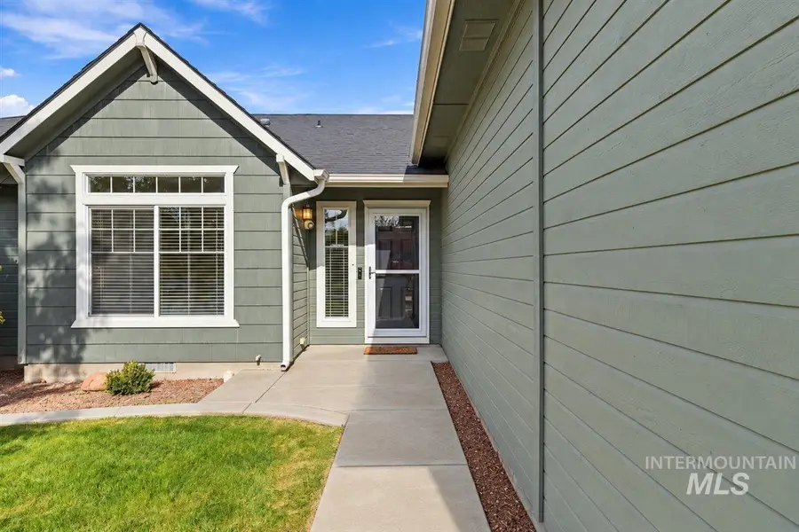 8194 E Colter Bay Dr, Nampa, ID 83687 - #3