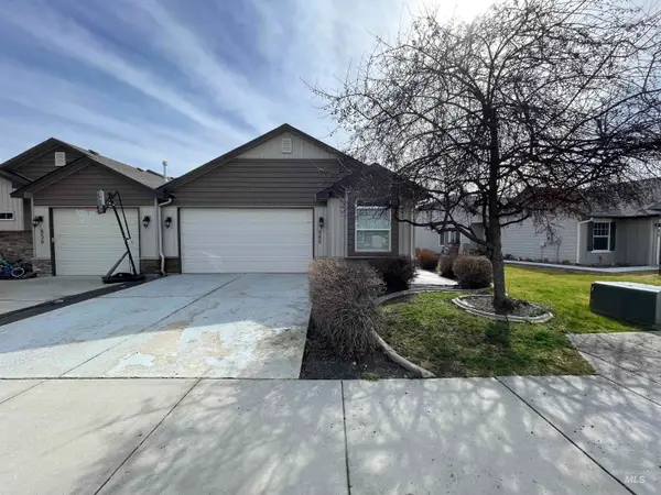 868 S Beaver Creek Way, Emmett, ID 83617