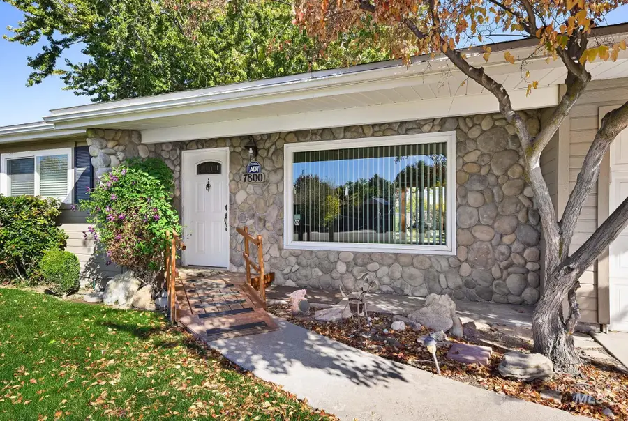 7800 W Wesley Dr, Boise, ID 83704 - #3
