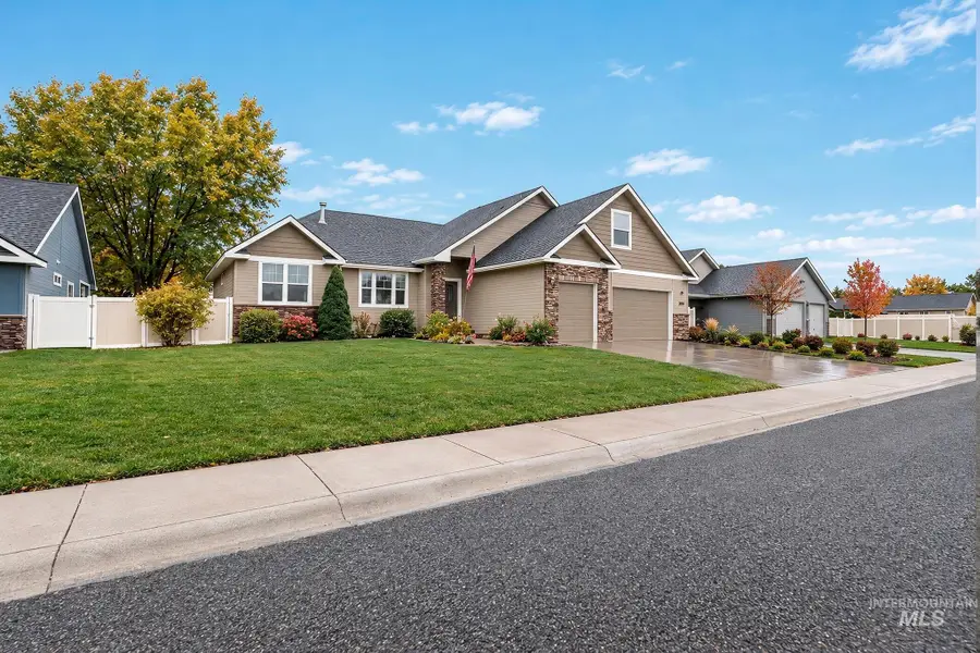 308 15th Ave E., Jerome, ID 83338 - #2