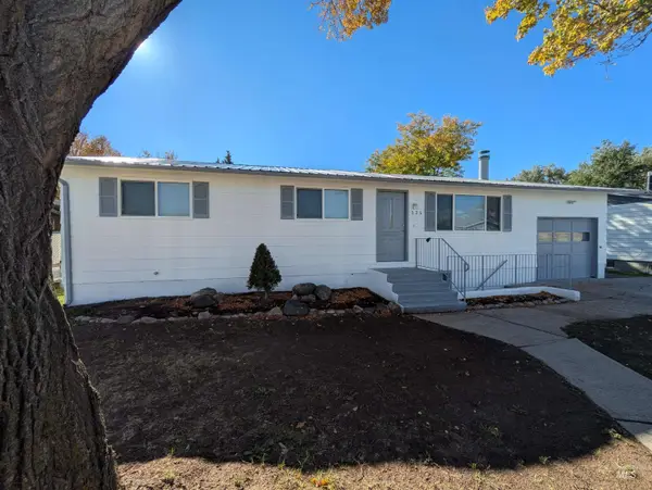 325 Henry Ave, Chubbuck, ID 83202