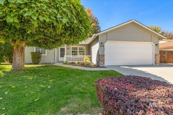 929 S Pelican Way, Meridian, ID 83642