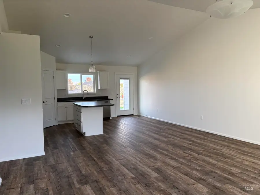 3407 Glacier Drive, Lewiston, ID 83501 - #3