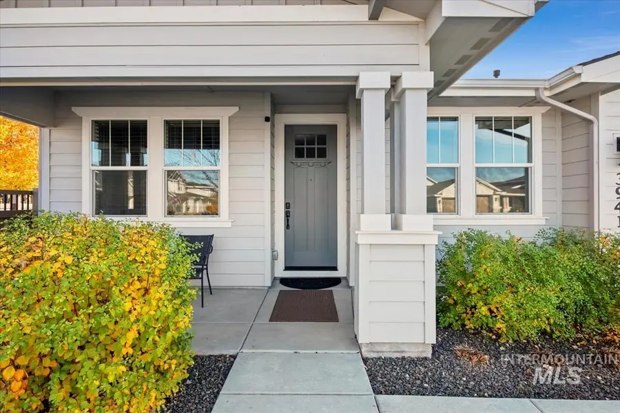 3941 E Berghan St, Meridian, ID 83642 - #2