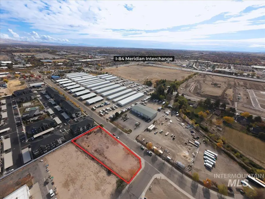 424 W Corporate Dr, Meridian, ID 83642 - #3