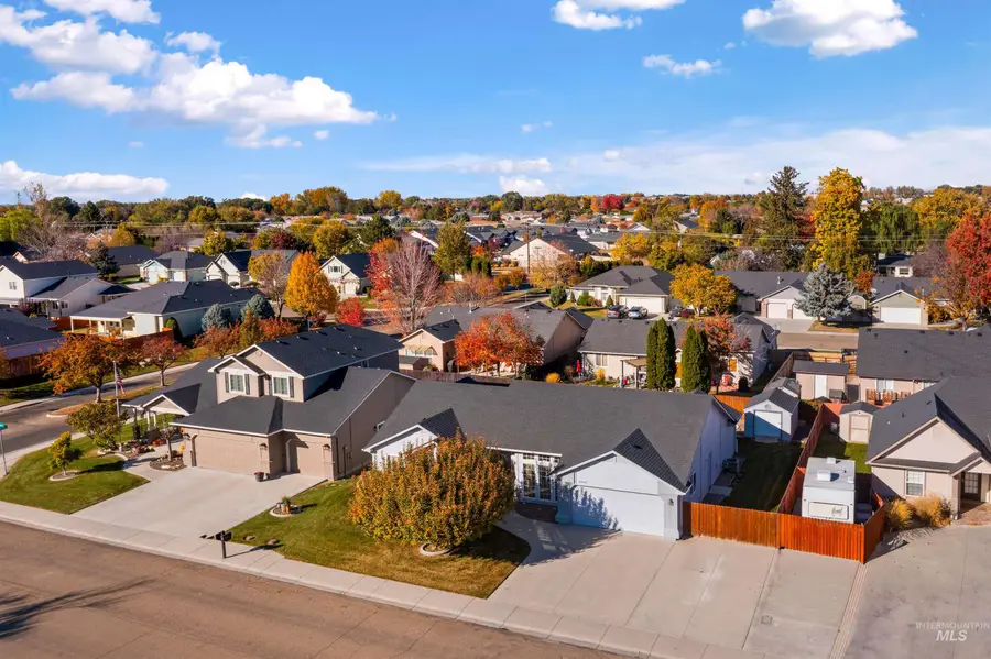 1916 W Roberts Ave, Nampa, ID 83651 - #2