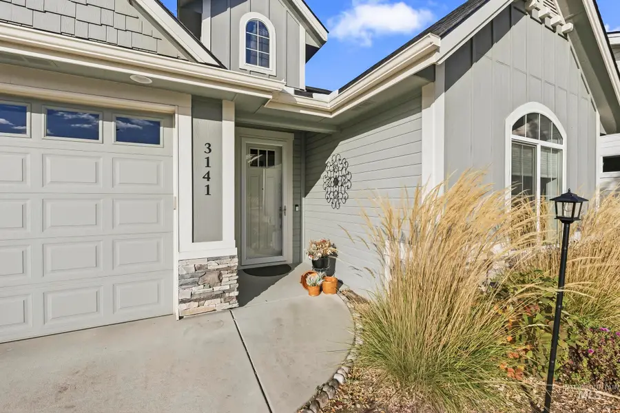 3141 N Pankratz Ave, Meridian, ID 83646 - #2